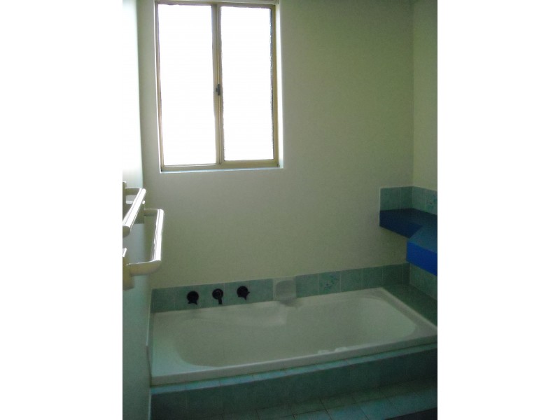 84 Wheatstone Drive, Kiara WA 6054