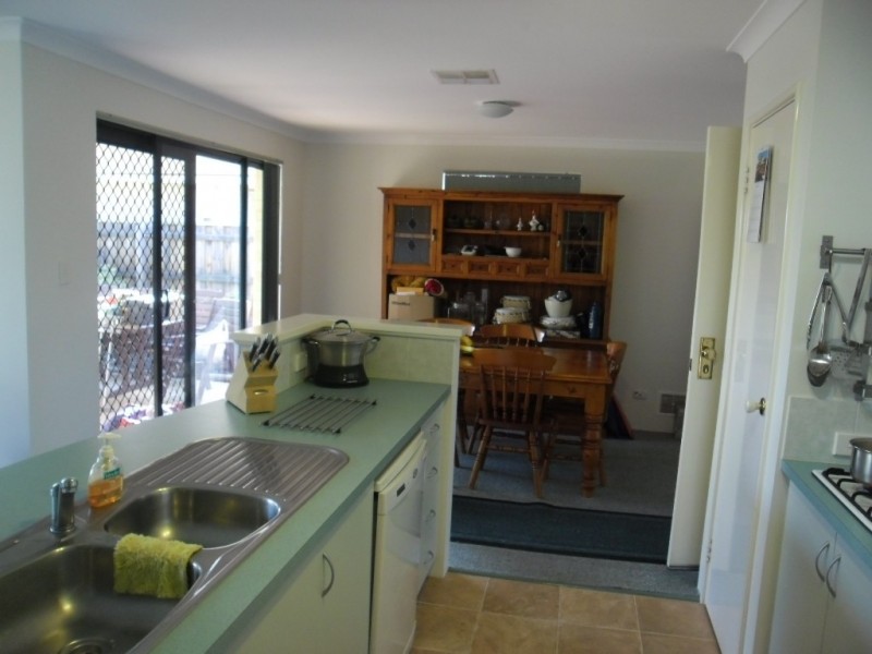 15 Larrawa Circle, Ellenbrook WA 6069