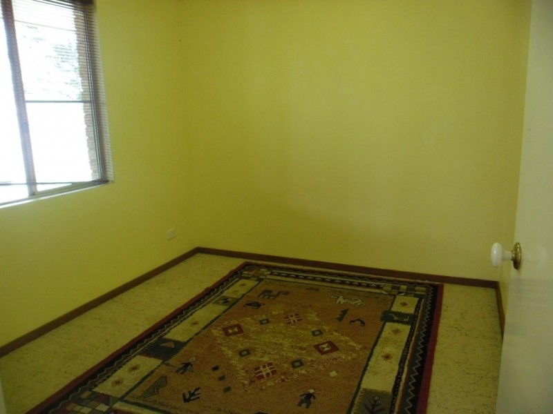 16A Beeston Crescent, Marangaroo WA 6064