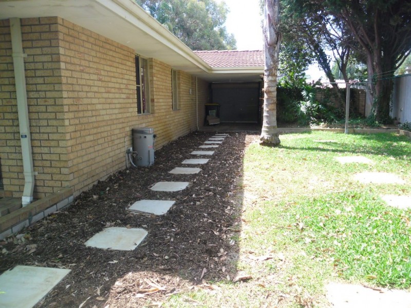 16A Beeston Crescent, Marangaroo WA 6064