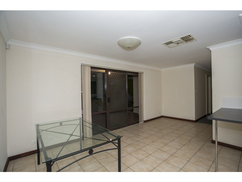 77 Walanna Drive, Karawara WA 6152