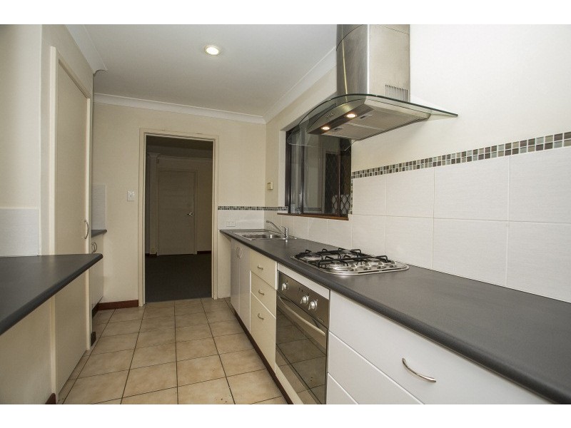 77 Walanna Drive, Karawara WA 6152