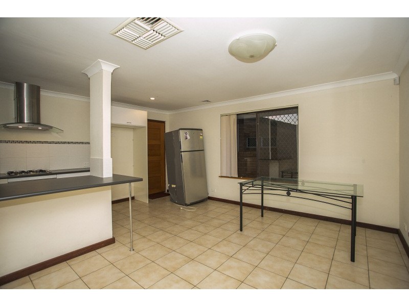 77 Walanna Drive, Karawara WA 6152