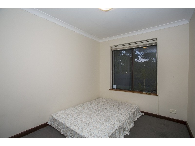 77 Walanna Drive, Karawara WA 6152