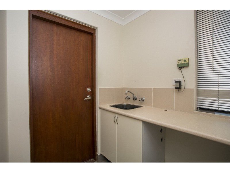 77 Walanna Drive, Karawara WA 6152