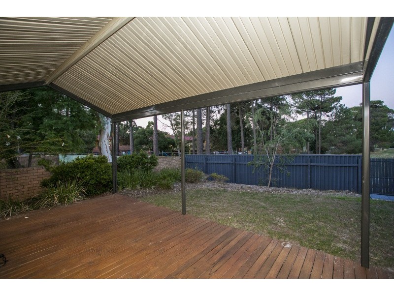 77 Walanna Drive, Karawara WA 6152