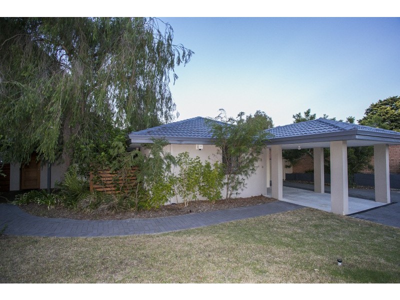 77 Walanna Drive, Karawara WA 6152