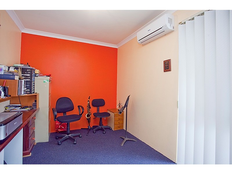 16 Olive Grove, Beechboro WA 6063