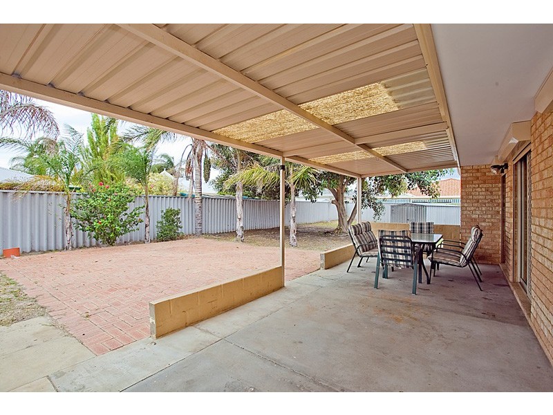 16 Olive Grove, Beechboro WA 6063