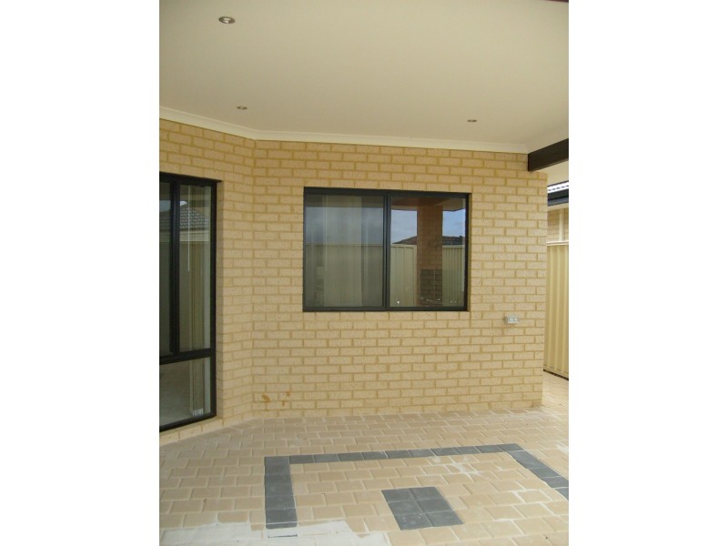 9 Idaho Court, Landsdale WA 6065