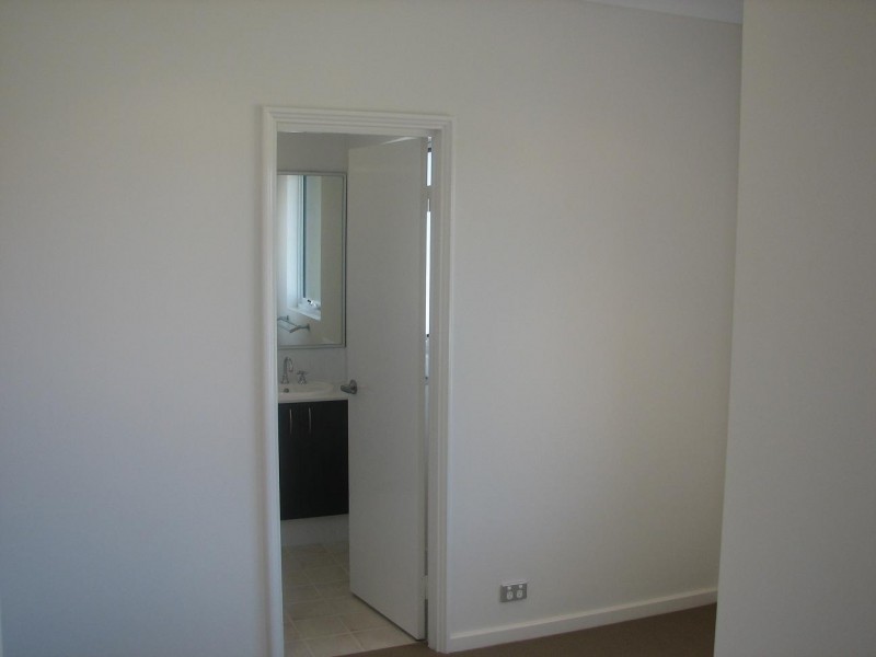 1/36 Dunlin Gardens, Beechboro WA 6063