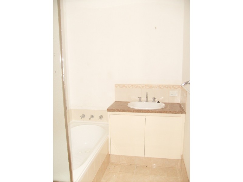 9 Idaho Court, Landsdale WA 6065