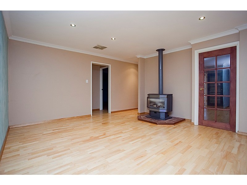 19 Viola Pl, Beechboro WA 6063
