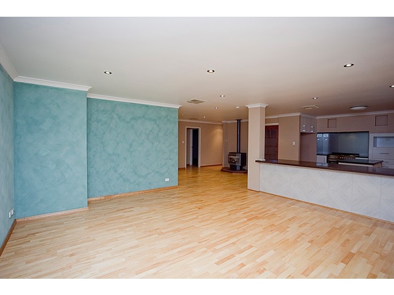 19 Viola Pl, Beechboro WA 6063