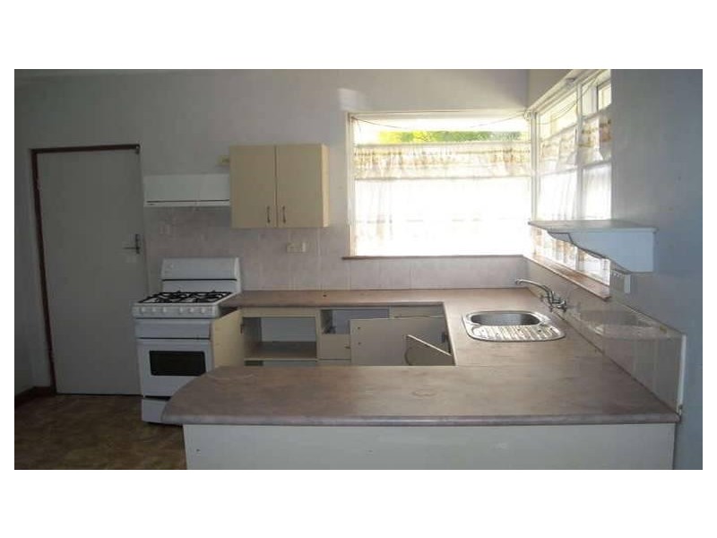 8 Hardaker Street, Eden Hill WA 6054