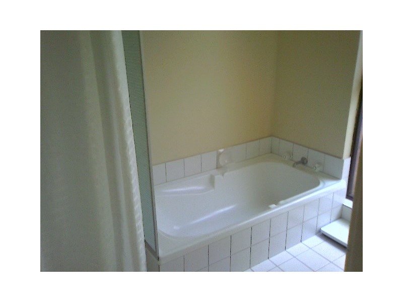 16 Salisbury Road, Beechboro WA 6063