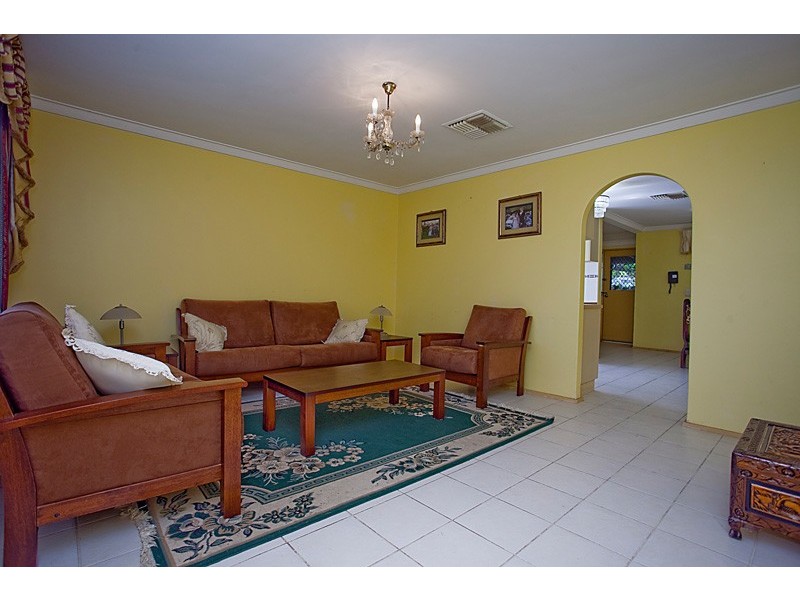 19 Maguire Avenue, Beechboro WA 6063