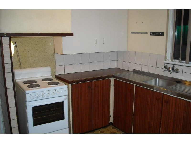 2 Kalara Way, Koongamia WA 6056