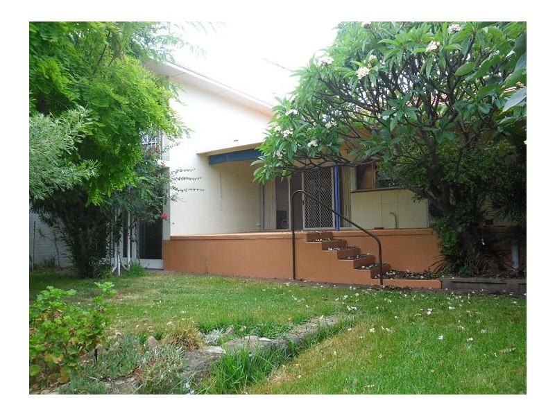 13 Davidson Road, Attadale WA 6156