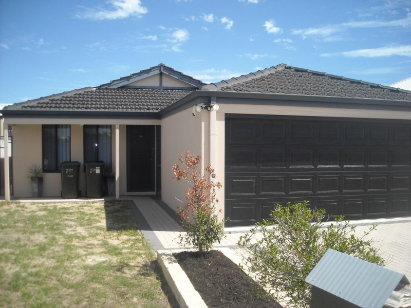 19A Coonawarra Drive, Caversham WA 6055