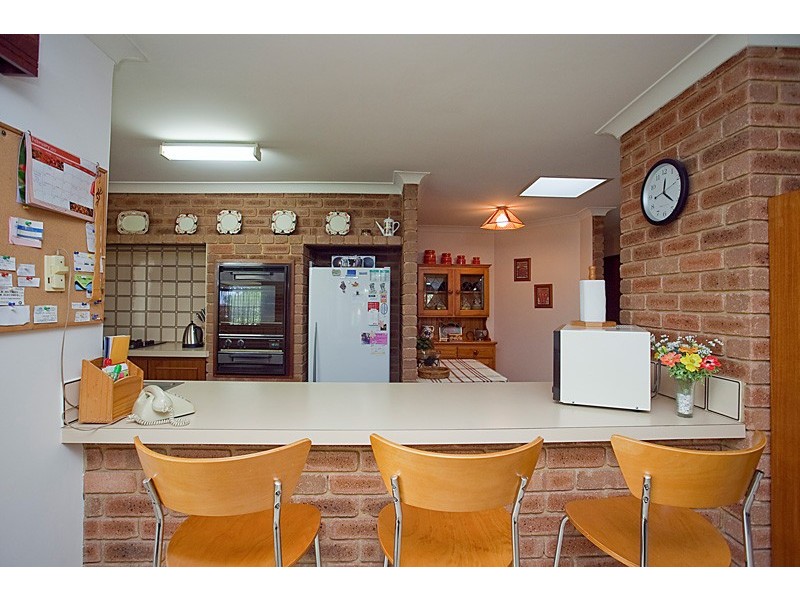 8 Meechin Way, Beechboro WA 6063