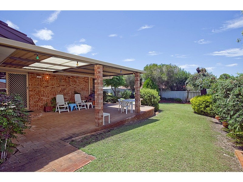 8 Meechin Way, Beechboro WA 6063