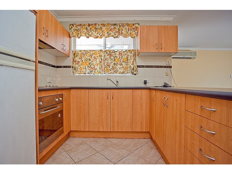 2 Knight Avenue, Yokine WA 6060