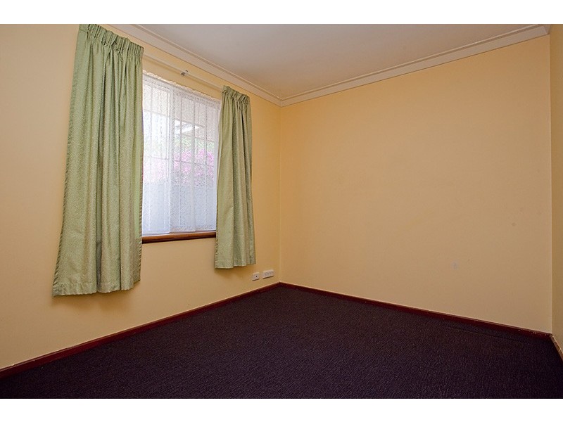 2 Knight Avenue, Yokine WA 6060