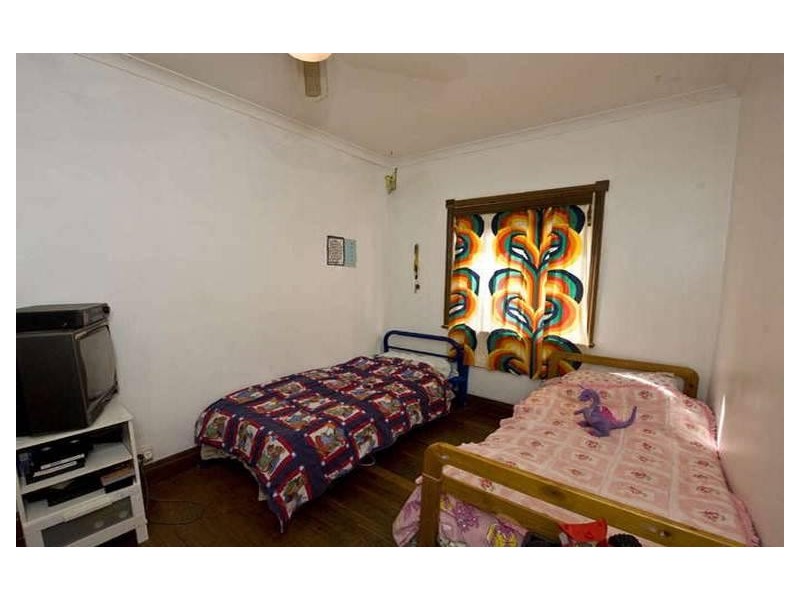 15 Koolgoo Way, Koongamia WA 6056