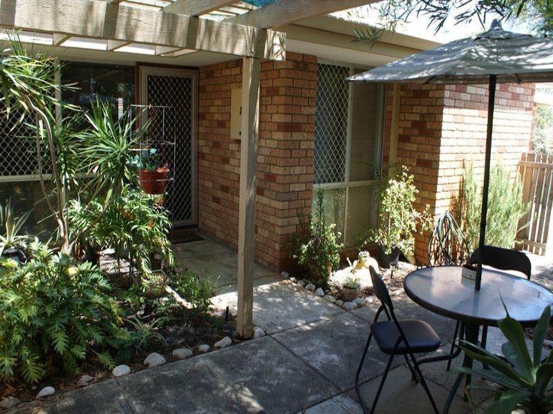 1/7 Caird Place, Parkwood WA 6147