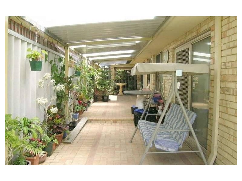 6 Monash Circle, Marangaroo WA 6064