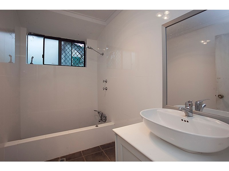 21 Lena Cr, Beechboro WA 6063