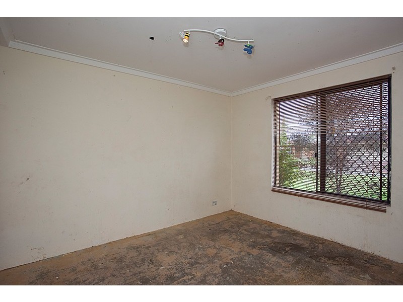 21 Lena Cr, Beechboro WA 6063
