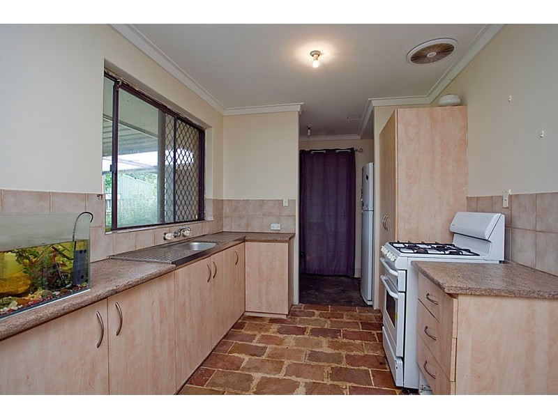 21 Lena Cr, Beechboro WA 6063