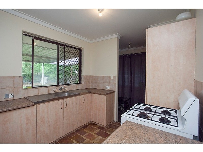 21 Lena Cr, Beechboro WA 6063