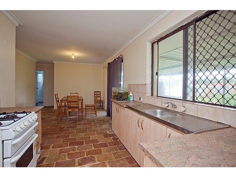 21 Lena Cr, Beechboro WA 6063