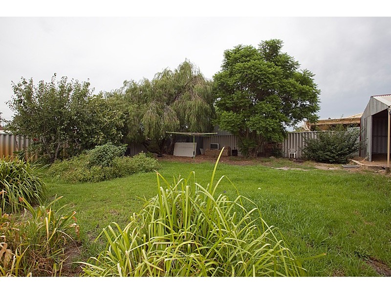 21 Lena Cr, Beechboro WA 6063