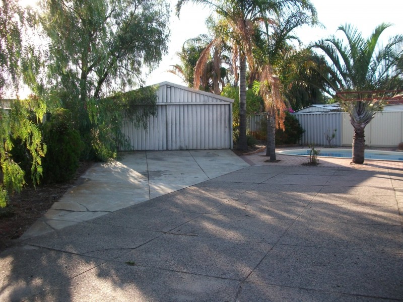 8 Purus close, Beechboro WA 6063