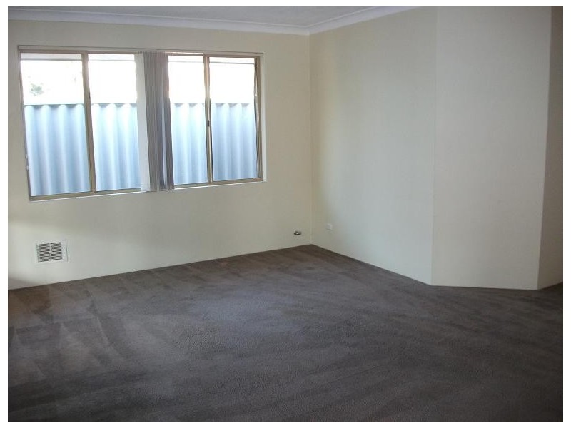8 Purus close, Beechboro WA 6063