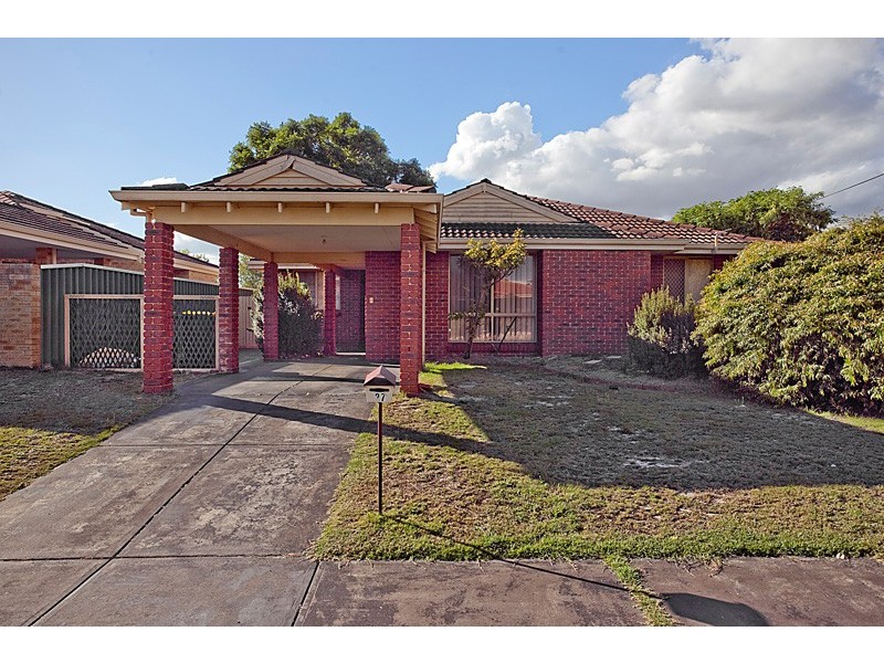 27 Maranon Crescent, Beechboro WA 6063