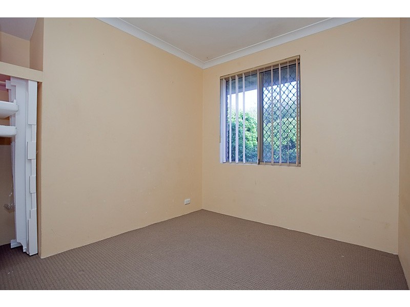 27 Maranon Crescent, Beechboro WA 6063