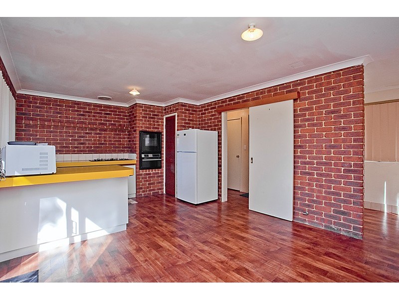 27 Maranon Crescent, Beechboro WA 6063