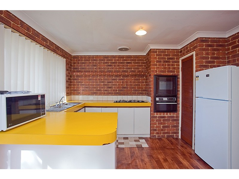 27 Maranon Crescent, Beechboro WA 6063