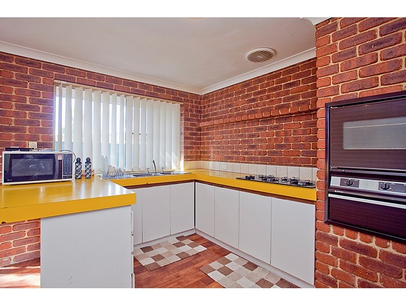 27 Maranon Crescent, Beechboro WA 6063