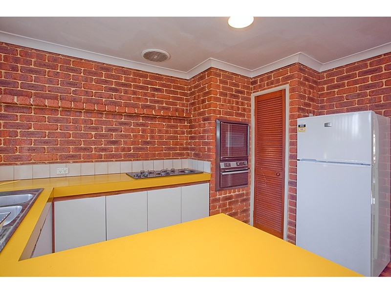 27 Maranon Crescent, Beechboro WA 6063
