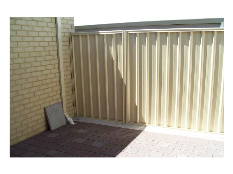 25 Olivedale Road, Madeley WA 6065