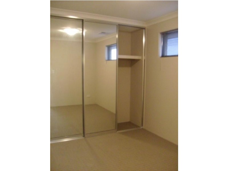 25 Olivedale Road, Madeley WA 6065