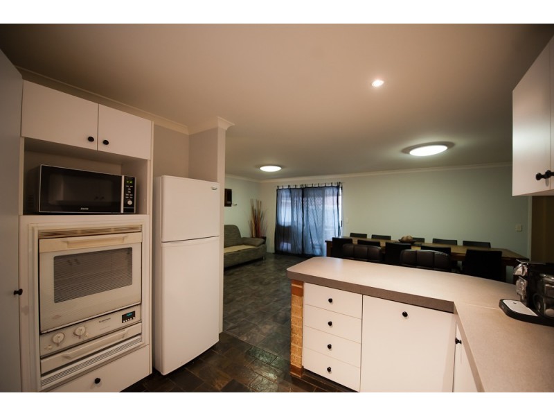 27 Redgate Court, Kiara WA 6054