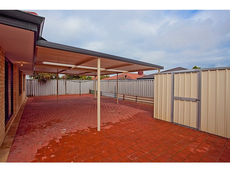 17 Peran Street, Beechboro WA 6063