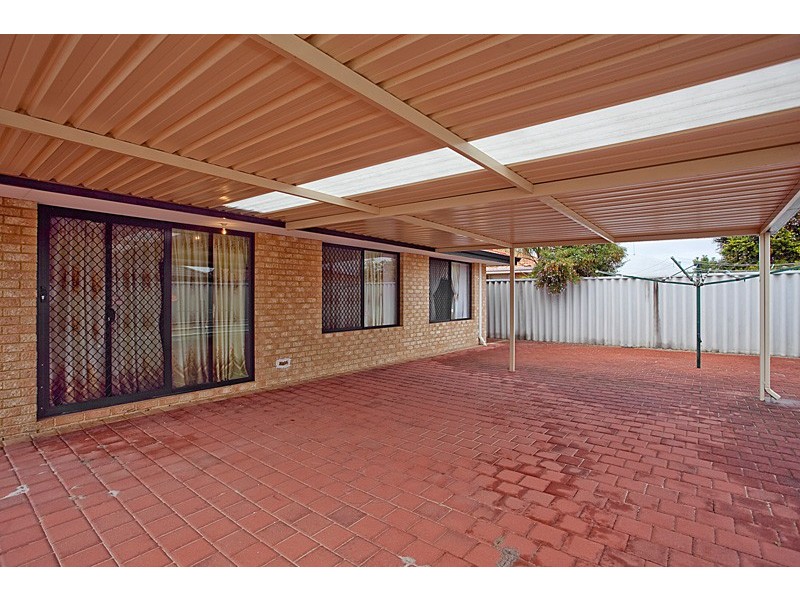 17 Peran Street, Beechboro WA 6063